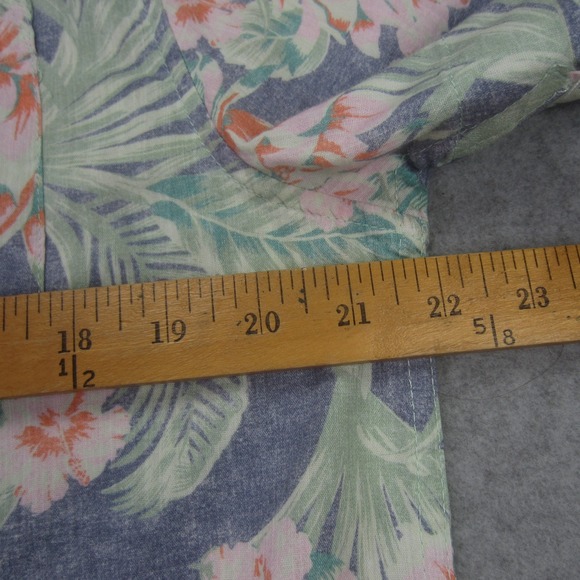 Chubbies Shirt Mens Medium Floral Resort Wear Friday Short Sleeve Button Up - Picture 12 of 15